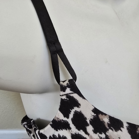 Victoria's Secret Miraculous Plunge | Leopard Print | 36D - Picture 4 of 10